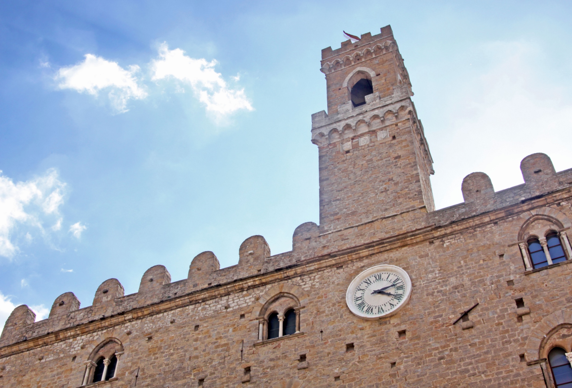 Volterra - VisItaly Maps